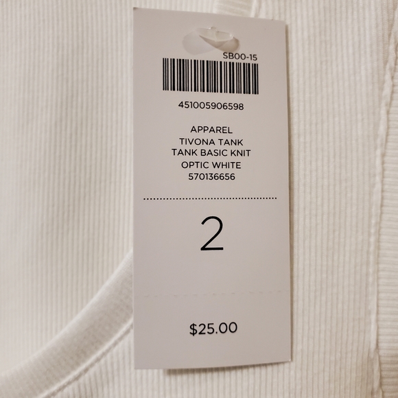 NWT set of TWO Chico's Basic Knit Tanks in Black and White Size 2 - Picture 8 of 9